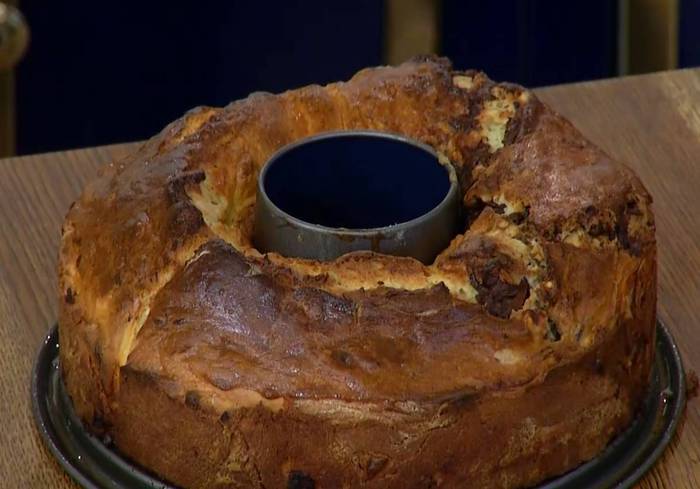 Шоколадная бабка с корицей 