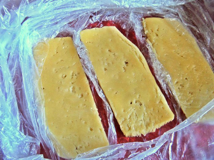 Сырные рулетики с киви