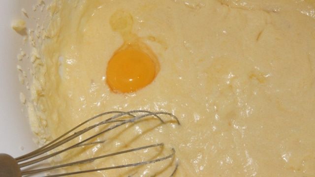 Шоколадные капкейки с заварной меренгой