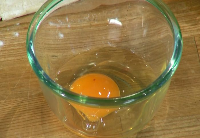 Рулетики со свининой и яблоками 