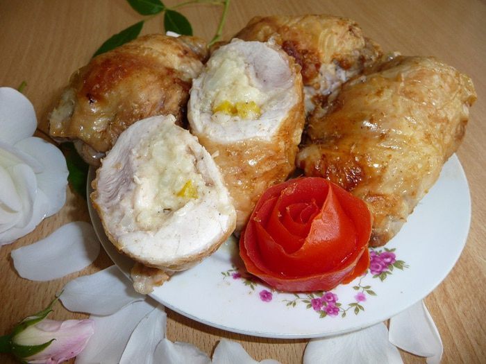 Куриные окорочка фаршированные цветной капустой