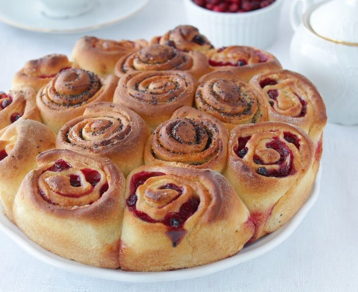 Бруснично-маковый пирог