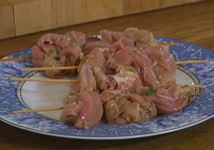 Кебаб из цыпленка с чили и мятой