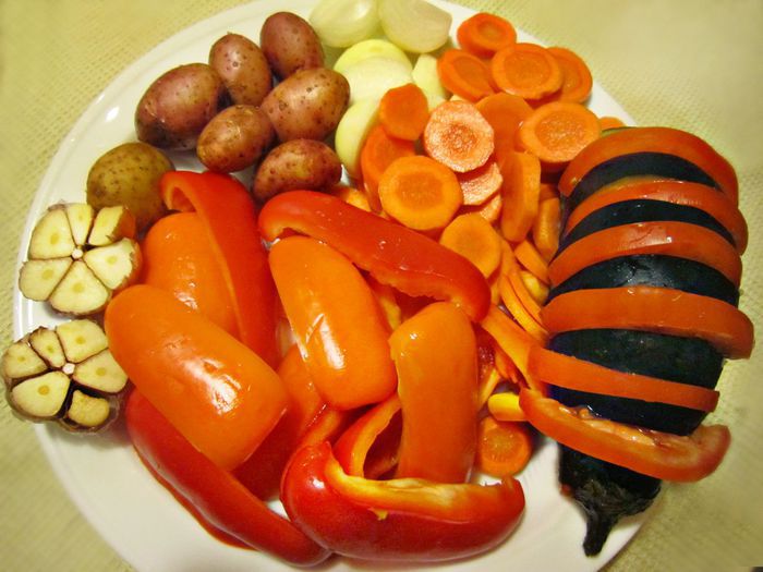 Шейка барашка, запеченная в рукаве с овощами