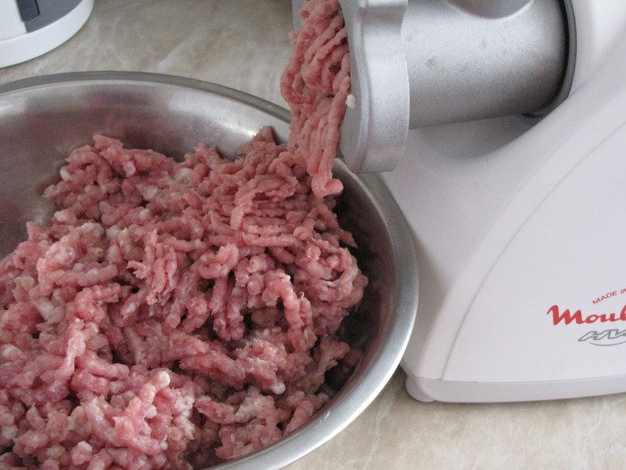 Тыква с фаршем, яблоками, изюмом