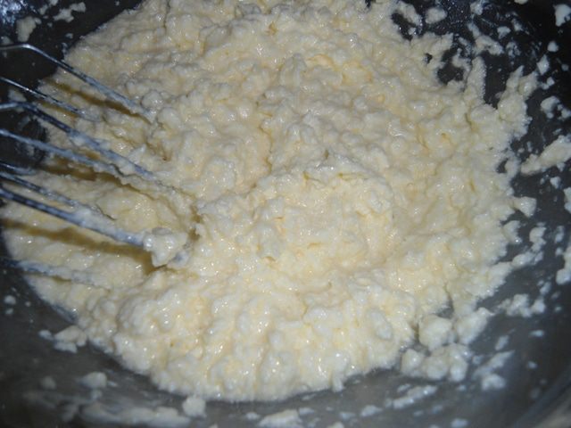 Песочно-ореховый торт со сливочно-сметанным кремом