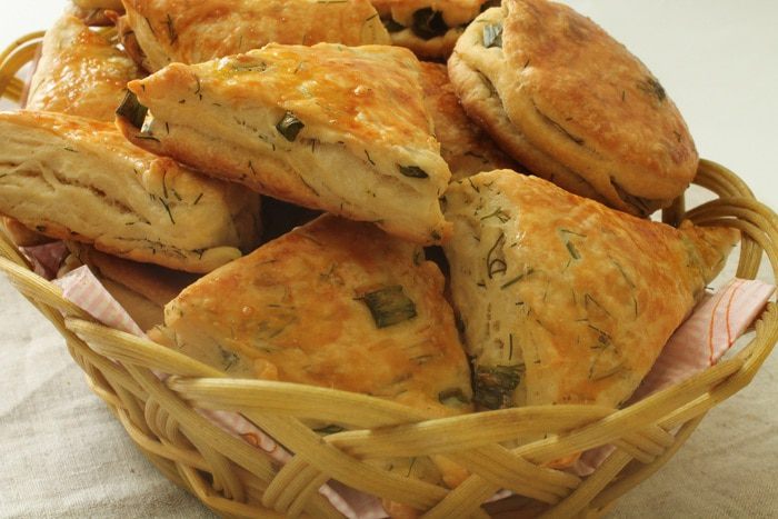 Слойки с зеленью