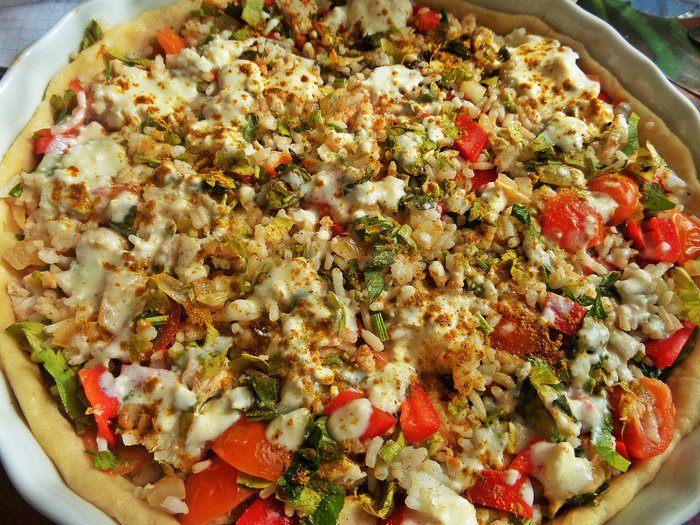 Закрытый пирог с рисом и курицей