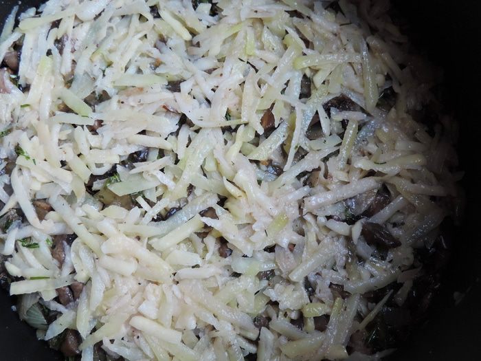 Постная картофельная запеканка с грибами