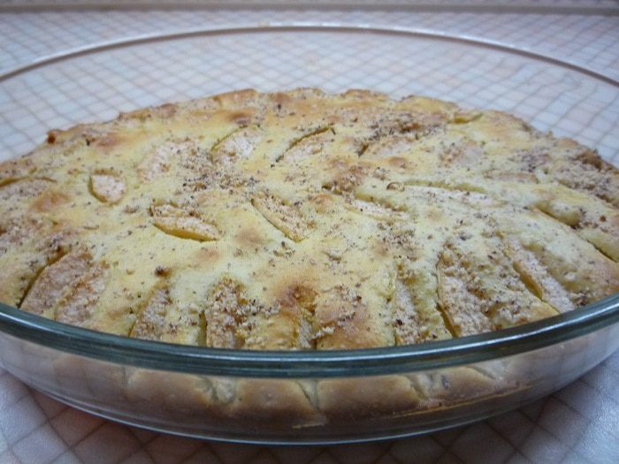 Клафути с грушами и фундуком