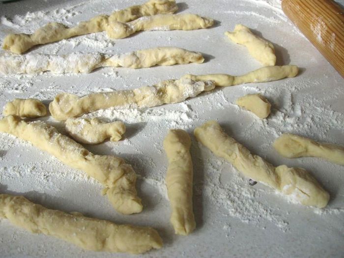 Пирог из заварного теста с яблоками 