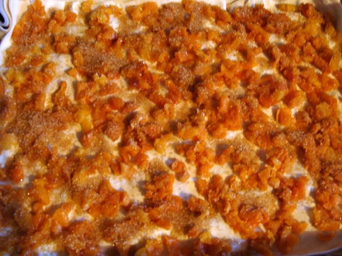Пахлава с финиками и курагой