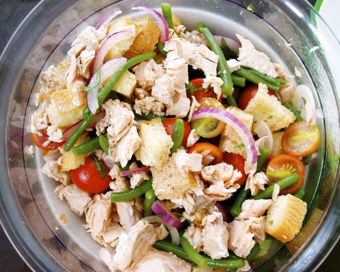 Панцанелла с семгой