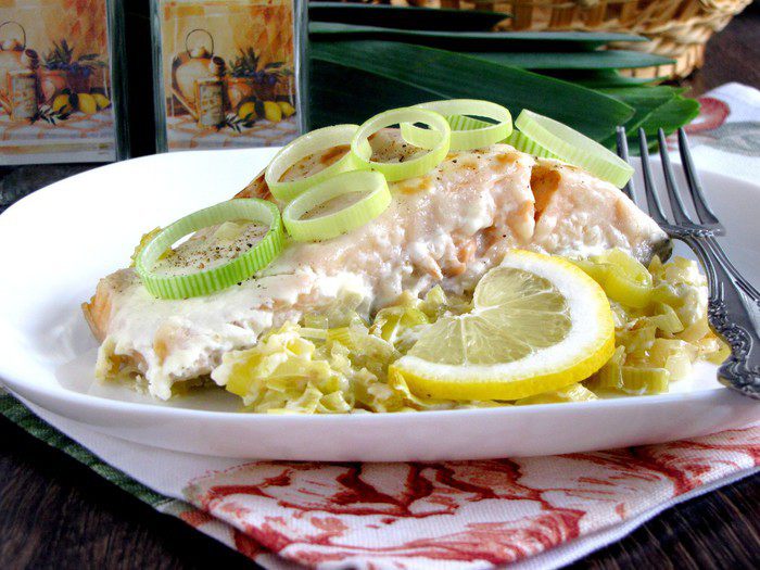 Филе лосося по-бретонски