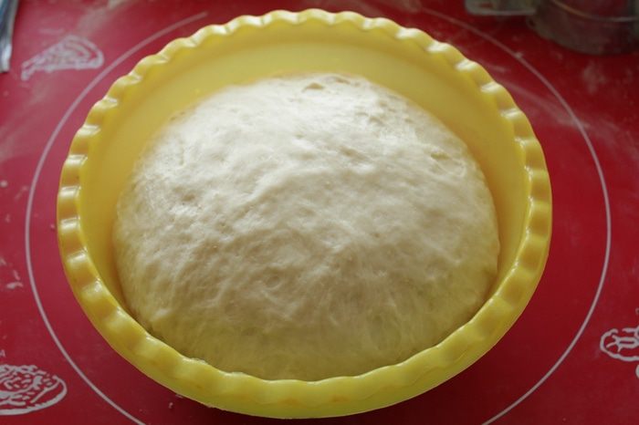 Бухтели с абрикосовым джемом