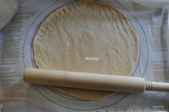 Яблочный пирог с корицей