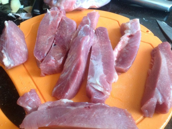 Рулетики из индейки, запечённые с тыквой