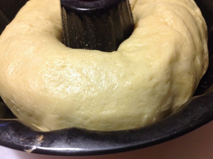 Сдобный кекс с маком и вяленой клюквой