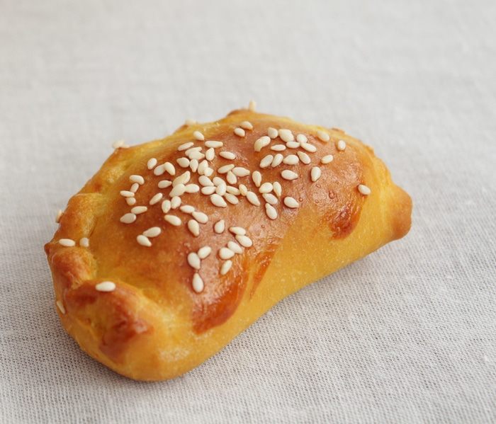 Закусочные пирожки с тыквой и чечевицей