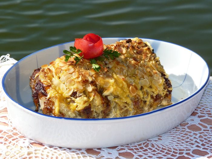 Запеченная корейка с ананасами