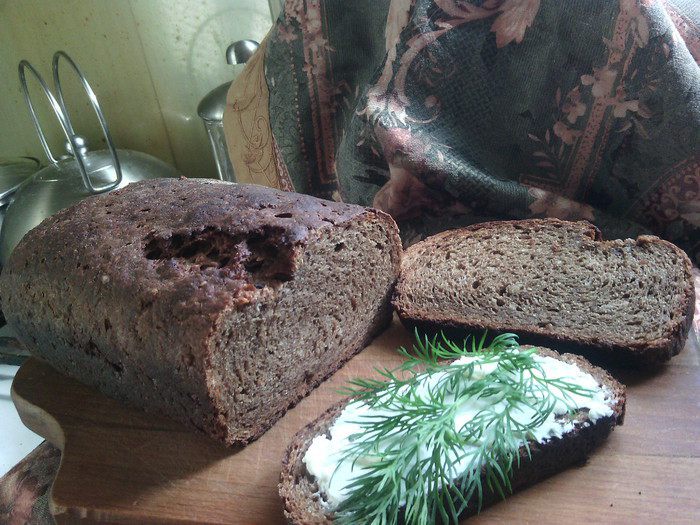 Шварцброт с квасом и отрубями