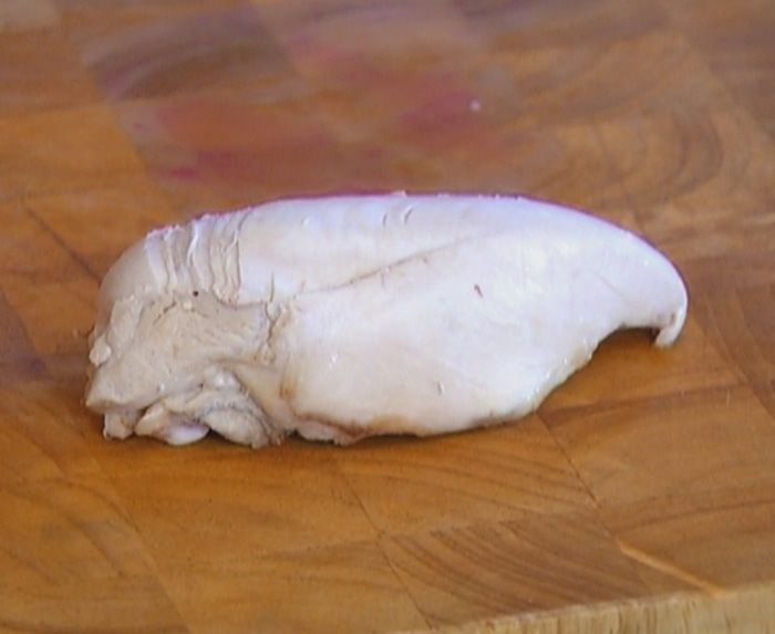 Овощной суп с курицей и яичной лапшой