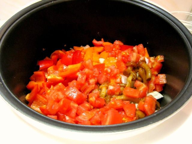 Курица с овощами по-домашнему