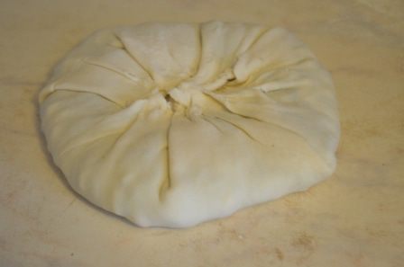 Мини-кутабы со свежей огородной зеленью