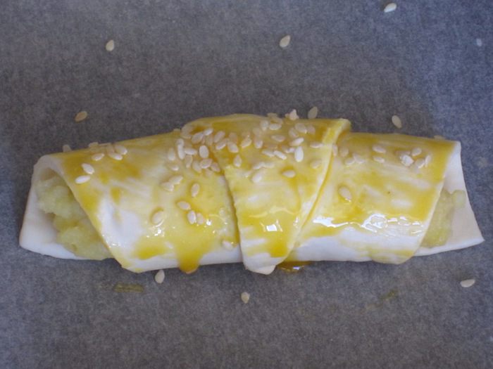 Рогалики с картофелем и моцареллой