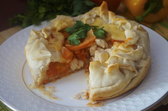 Киш с курицей из теста фило