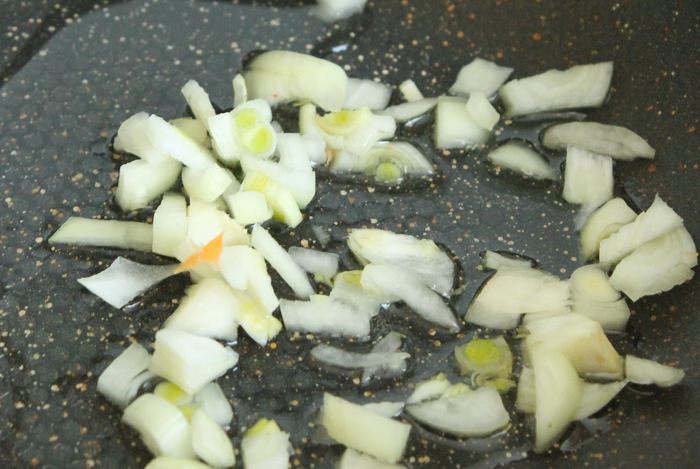 Табуле с финиками и курица с арахисом