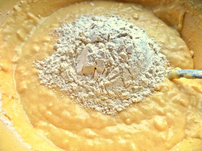Маффины с финиками и семечками