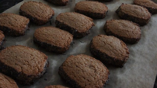 Печенье с маком на гречневой муке