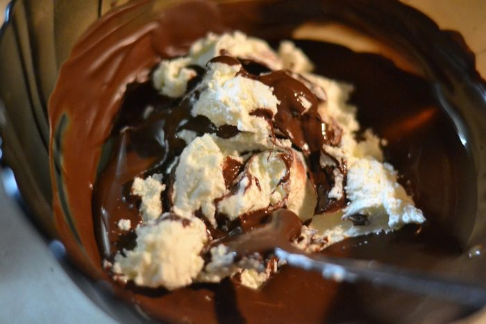 Шоколадный тирамису с вишневым ликером