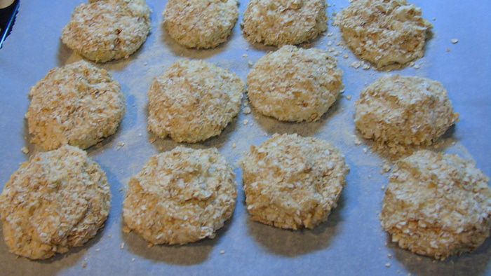 Яблочные сырники в овсяной панировке (без муки)