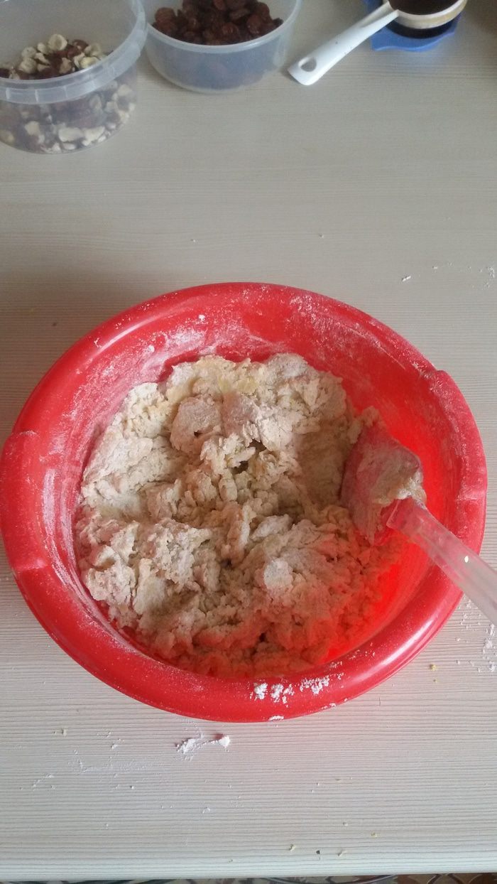 Лимонные бискотти с изюмом и фундуком