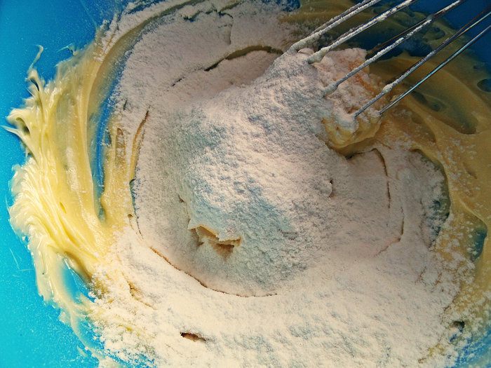 Рассыпчатое китайское печенье с ананасом