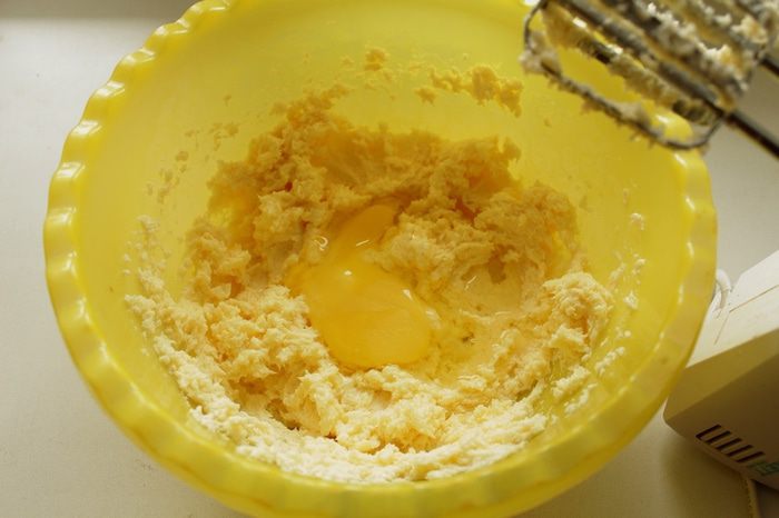 Ореховый пирог с абрикосами