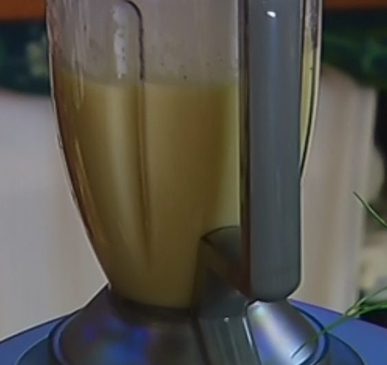 Суп-крем из фенхеля, сельдерея и порея с семгой