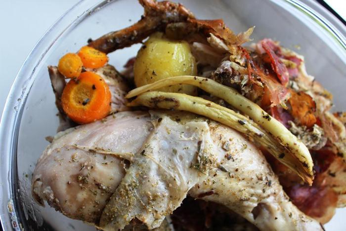 Ароматная курочка на хмельных парах