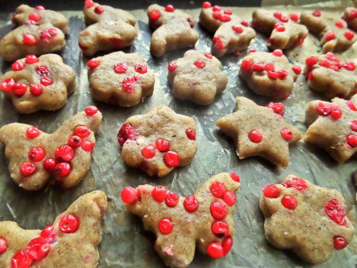 Пряники с брусникой на цельнозерновой муке