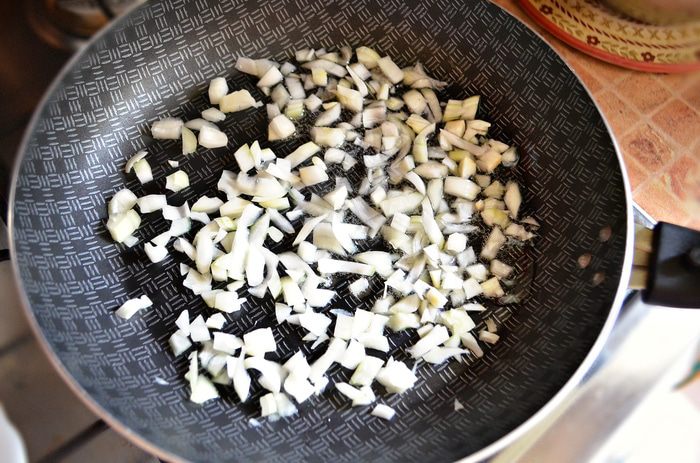 Перепела, фаршированные кускусом и запеченные в апельсиновом фреше 
