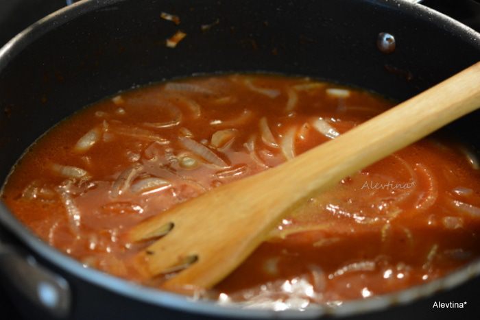 Тушеная говядина с грибами шиитаке и овощами