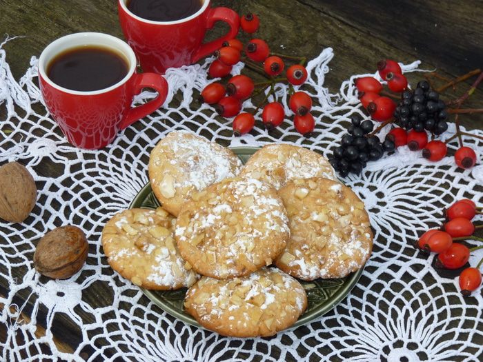 Быстрое итальянское печенье с орешками