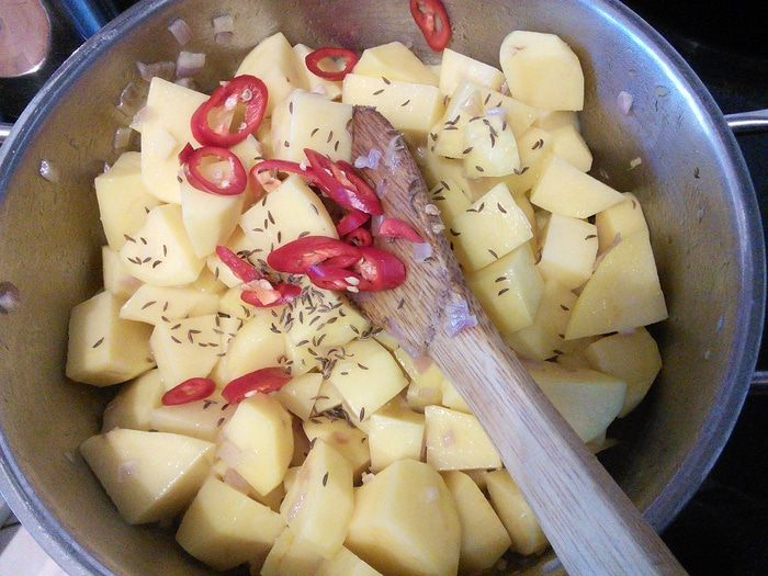 Картофельный крем-суп с креветками 