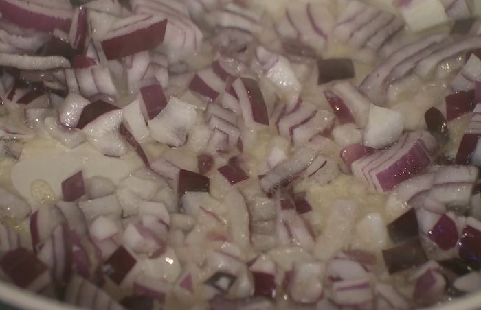 Чизбургер с беконом и дижонским соусом 
