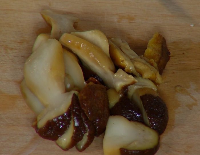 Паста с курицей и белыми грибами 
