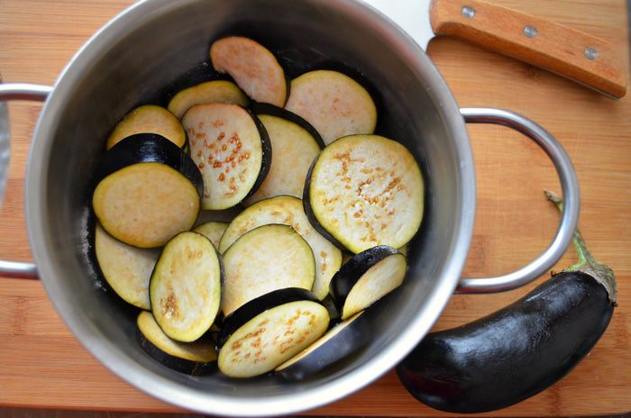 Пирог из поленты с овощами