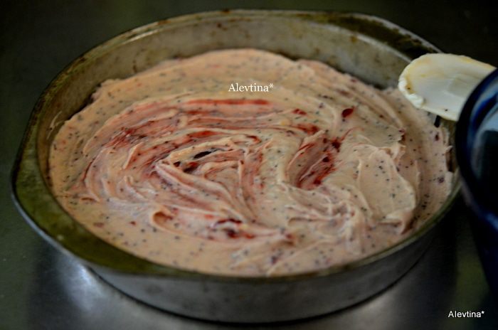 Быстрый кекс с маком и вареньем 