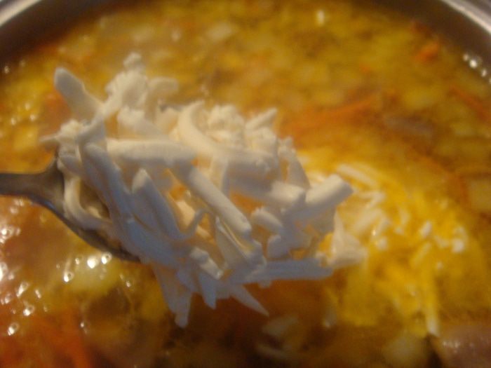 Сливочно-сырный суп с шампиньонами